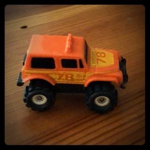 Mini Orange monster truck